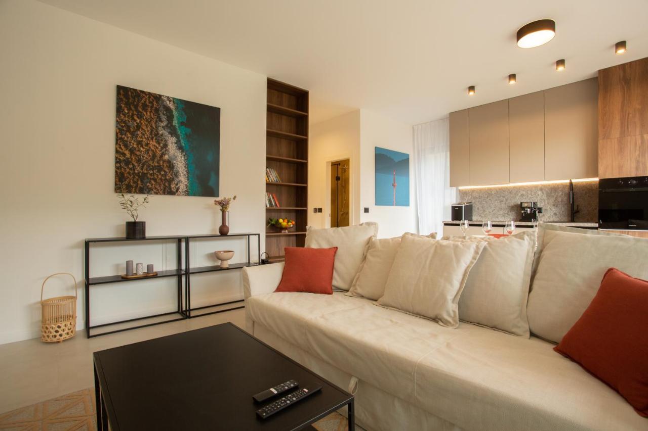 Seaside Elegance Suites Komiza Exterior photo